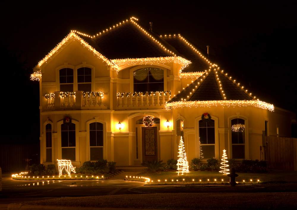 Shine Bright and Stay Safe: The Ultimate Guide to Hanging Christmas Lights